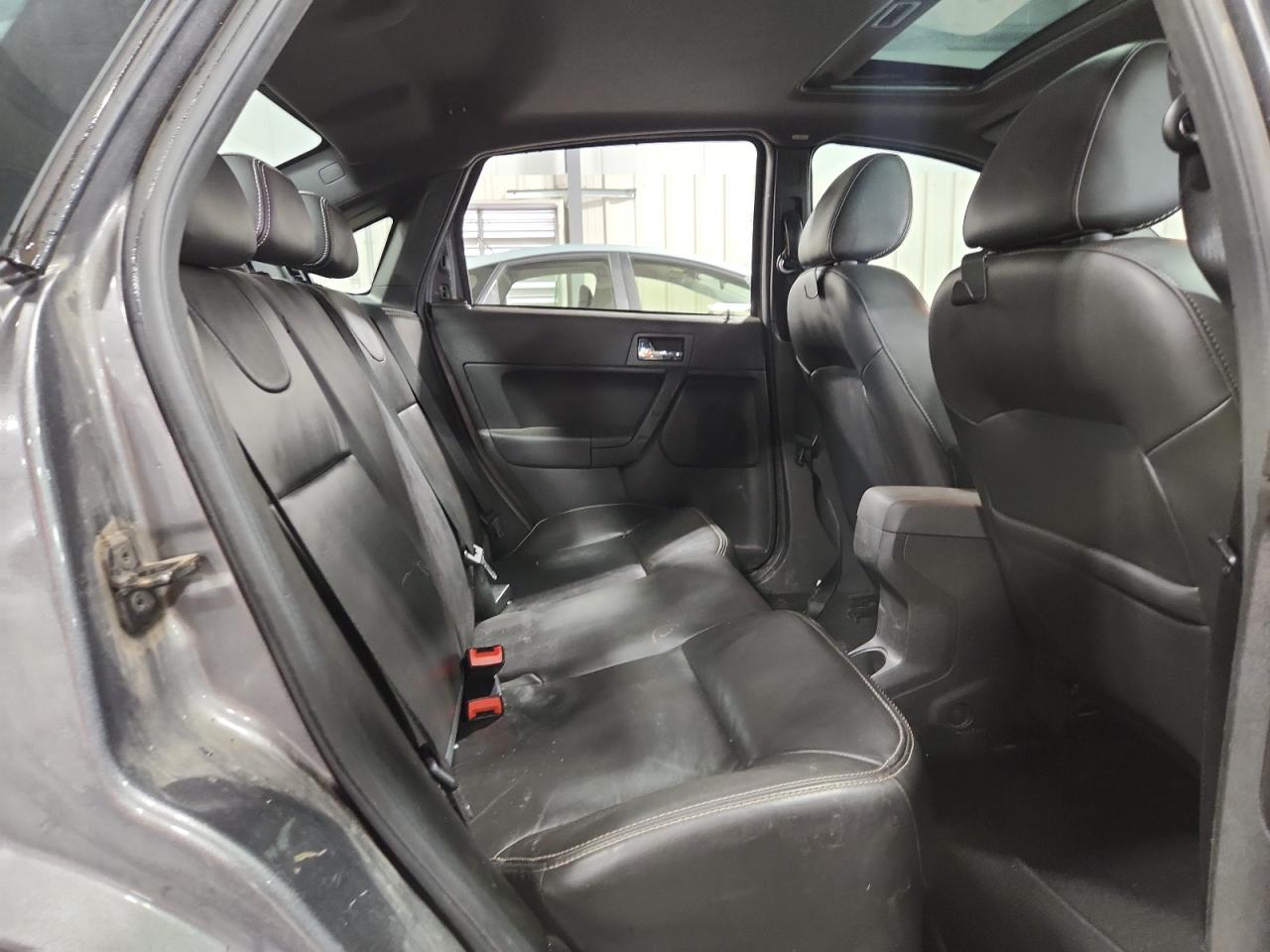 2009 FORD FOCUS SEL photo 10