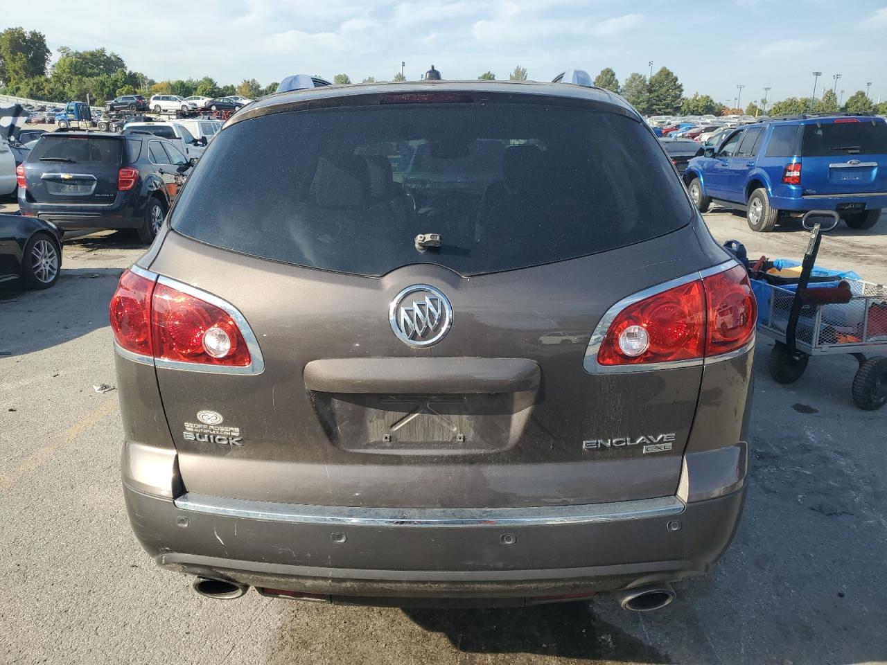 2011 BUICK ENCLAVE CXL photo 11