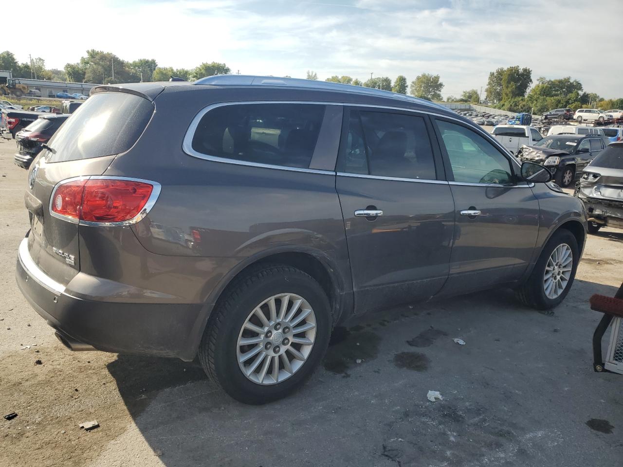 2011 BUICK ENCLAVE CXL photo 5
