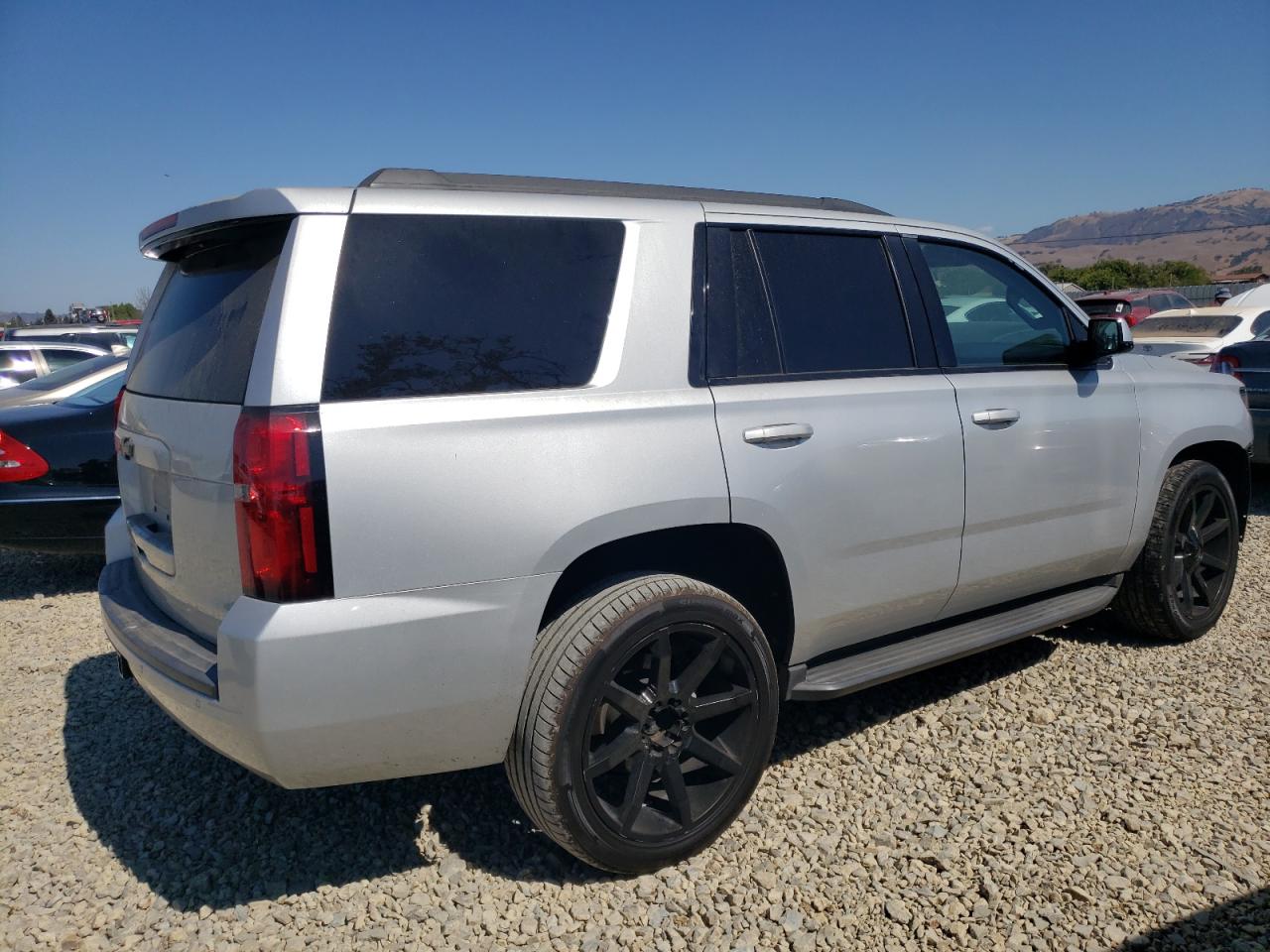 2016 CHEVROLET TAHOE C1500 LT photo 3