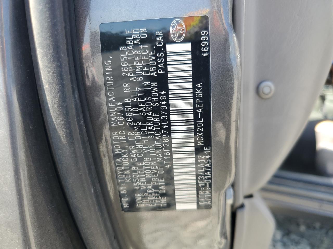 2004 TOYOTA AVALON XL photo 12