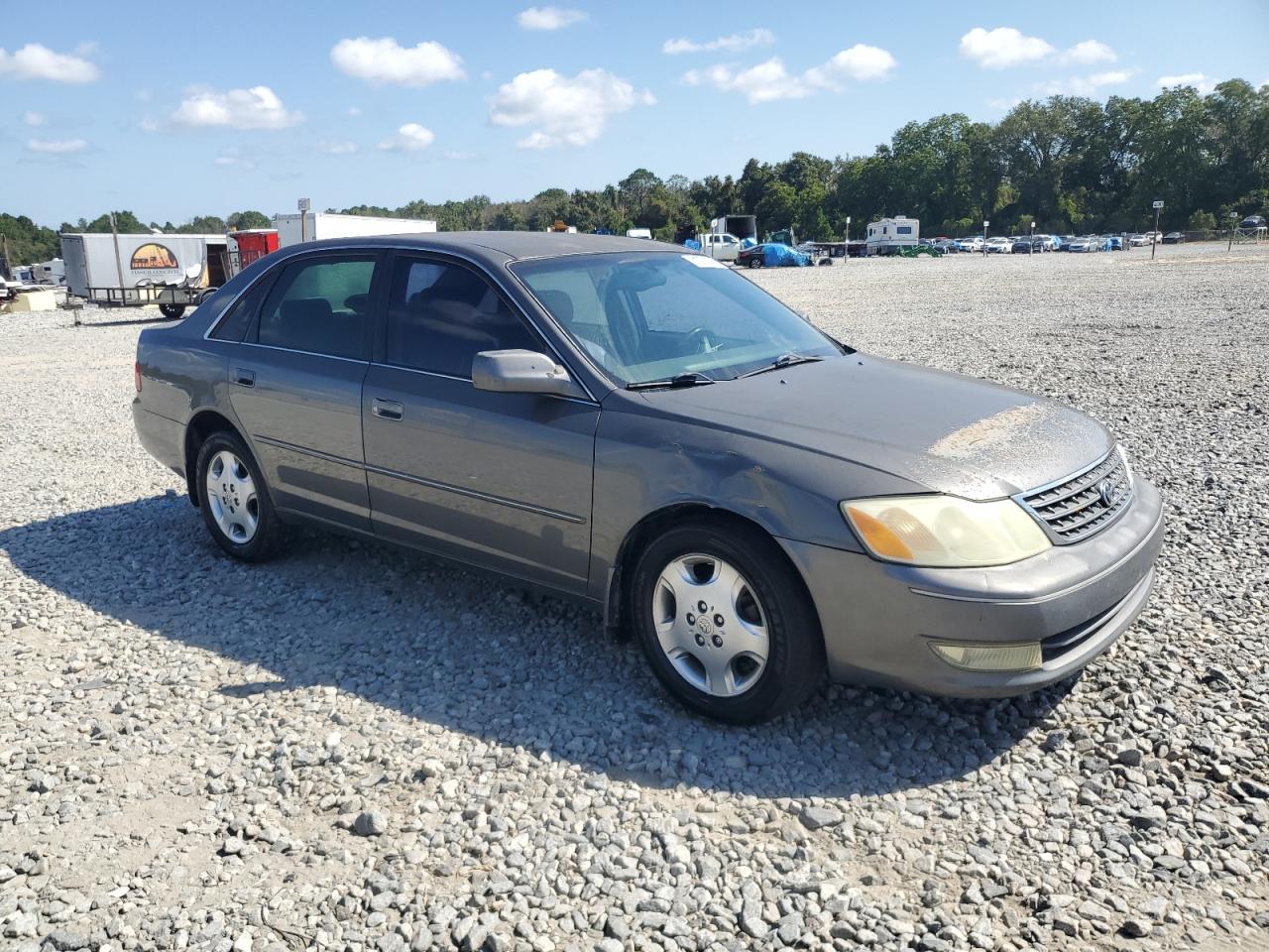 2004 TOYOTA AVALON XL photo 4
