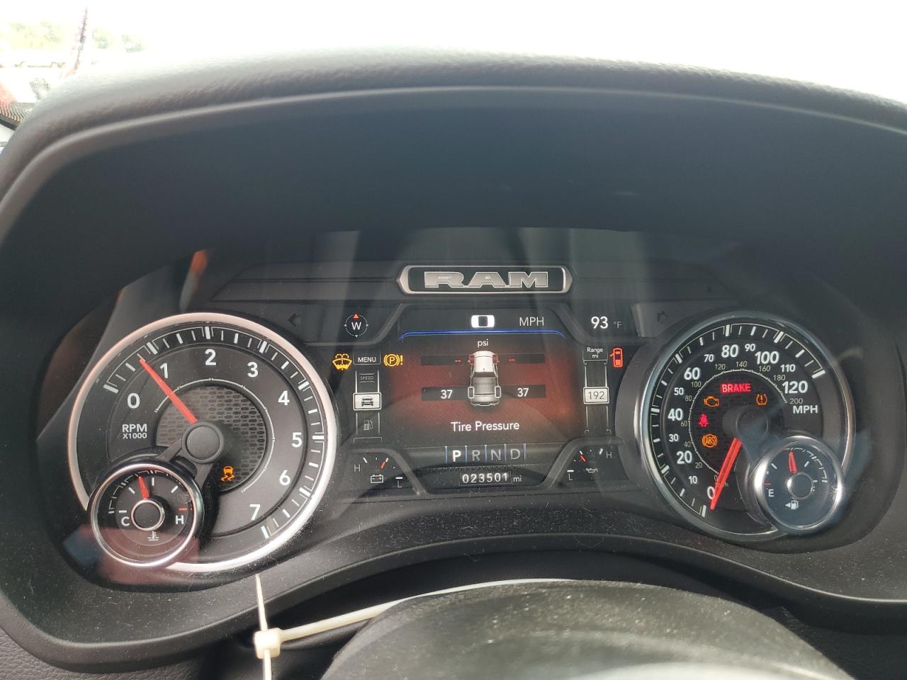 2023 RAM 1500 BIG HORN photo 9