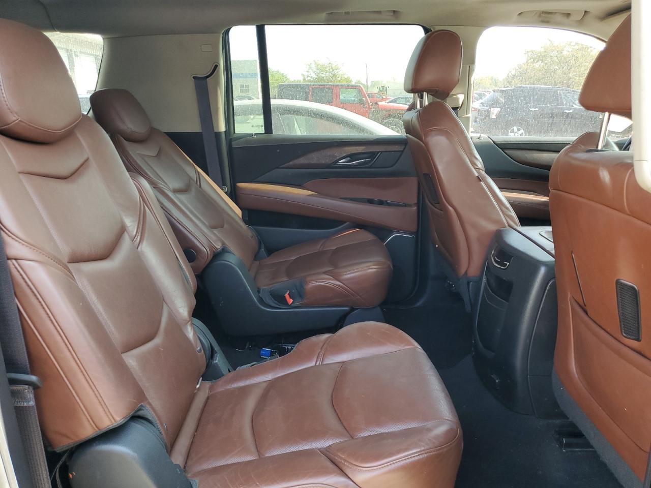 2015 CADILLAC ESCALADE ESV LUXURY photo 11