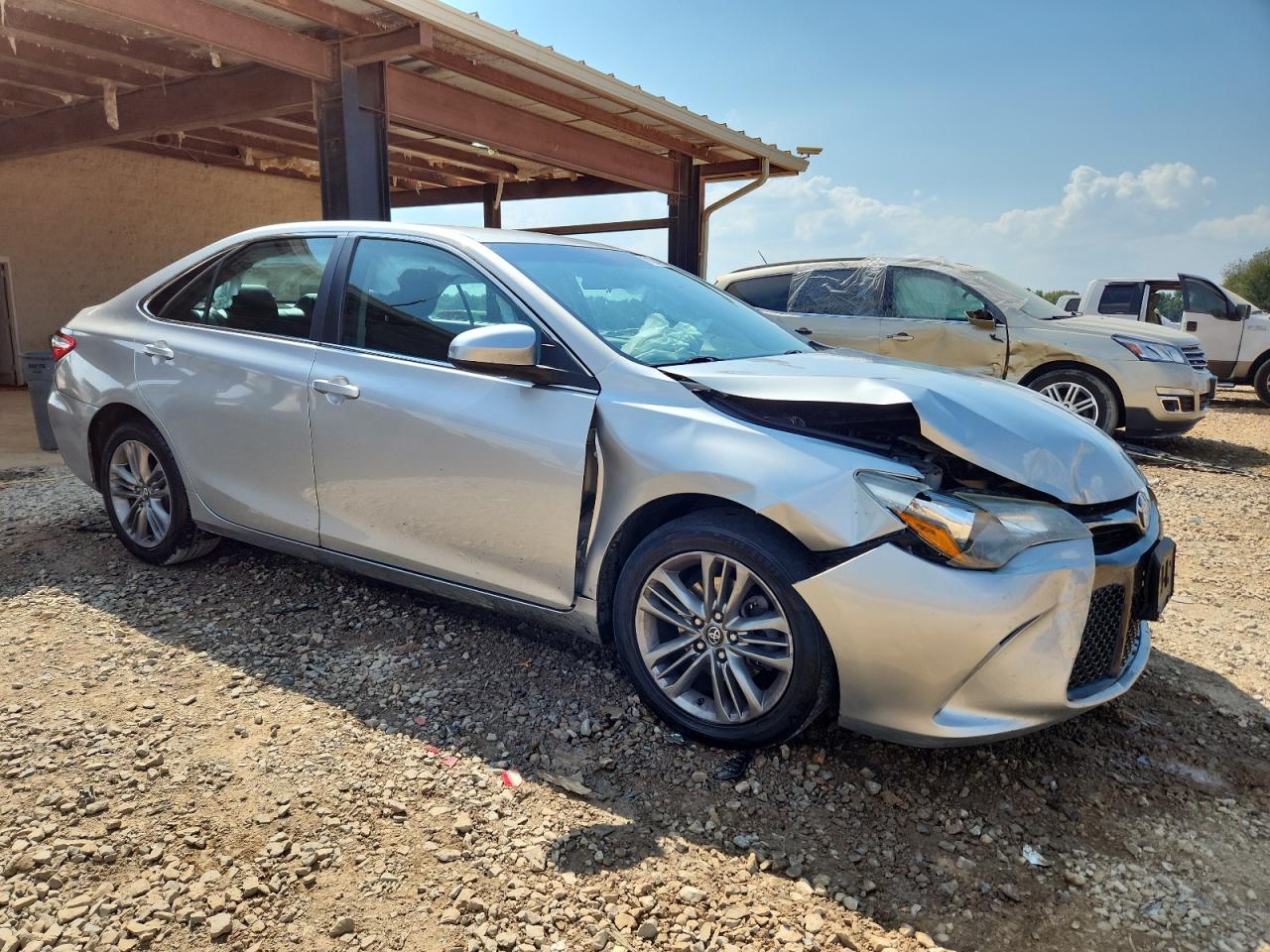 2016 TOYOTA CAMRY SE photo 7
