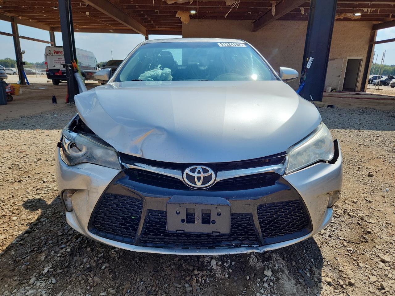 2016 TOYOTA CAMRY SE photo 9
