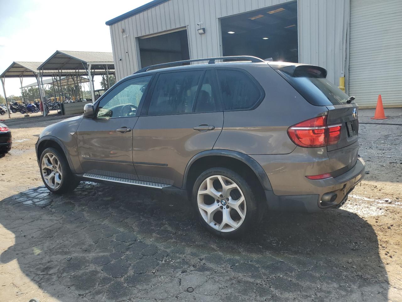2012 BMW X5 XDRIVE35I photo 2