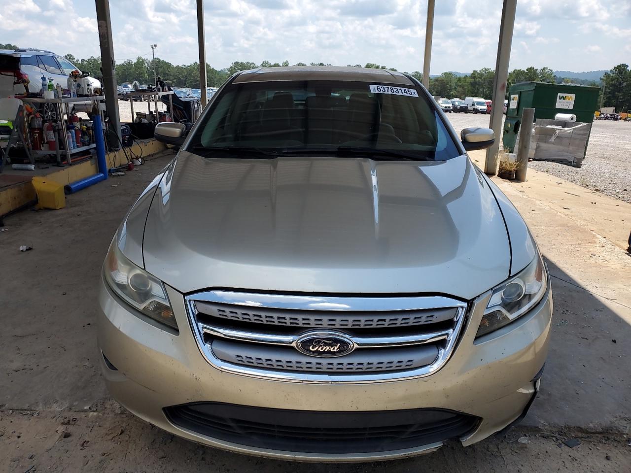 2010 FORD TAURUS SEL photo 5