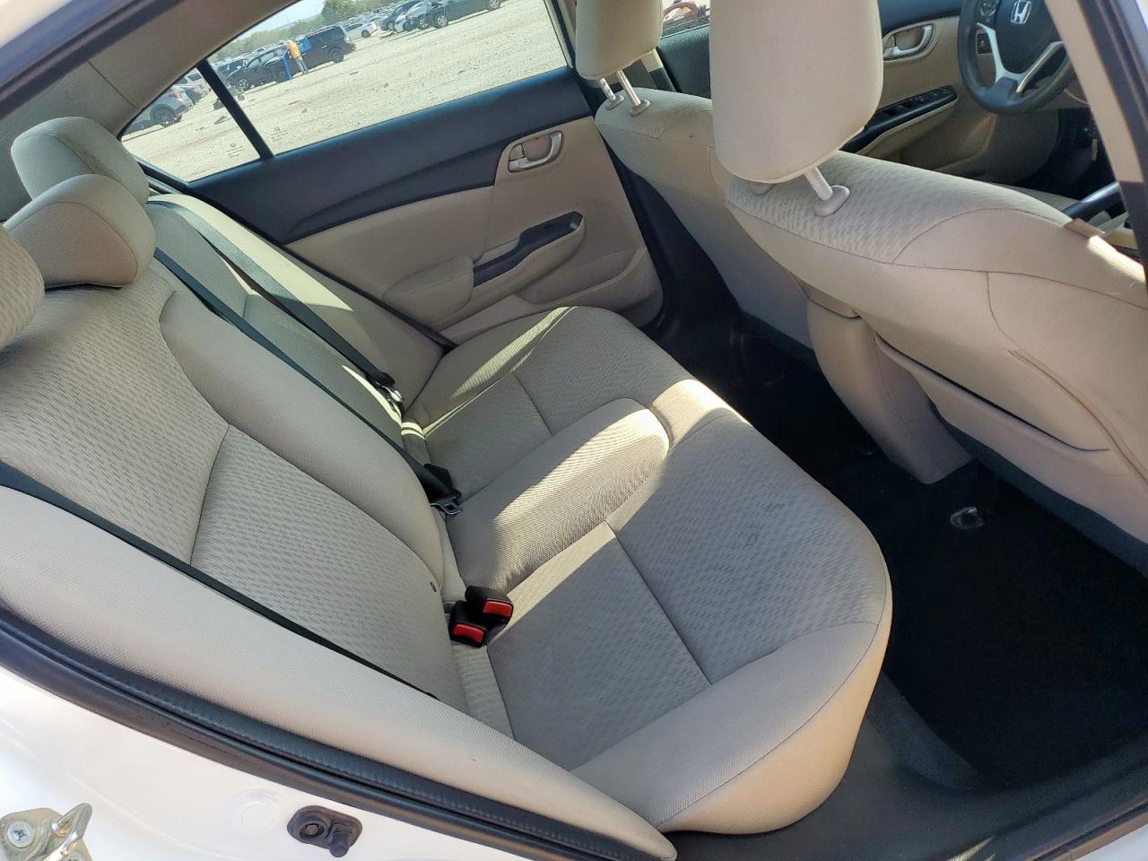 2015 HONDA CIVIC LX photo 10