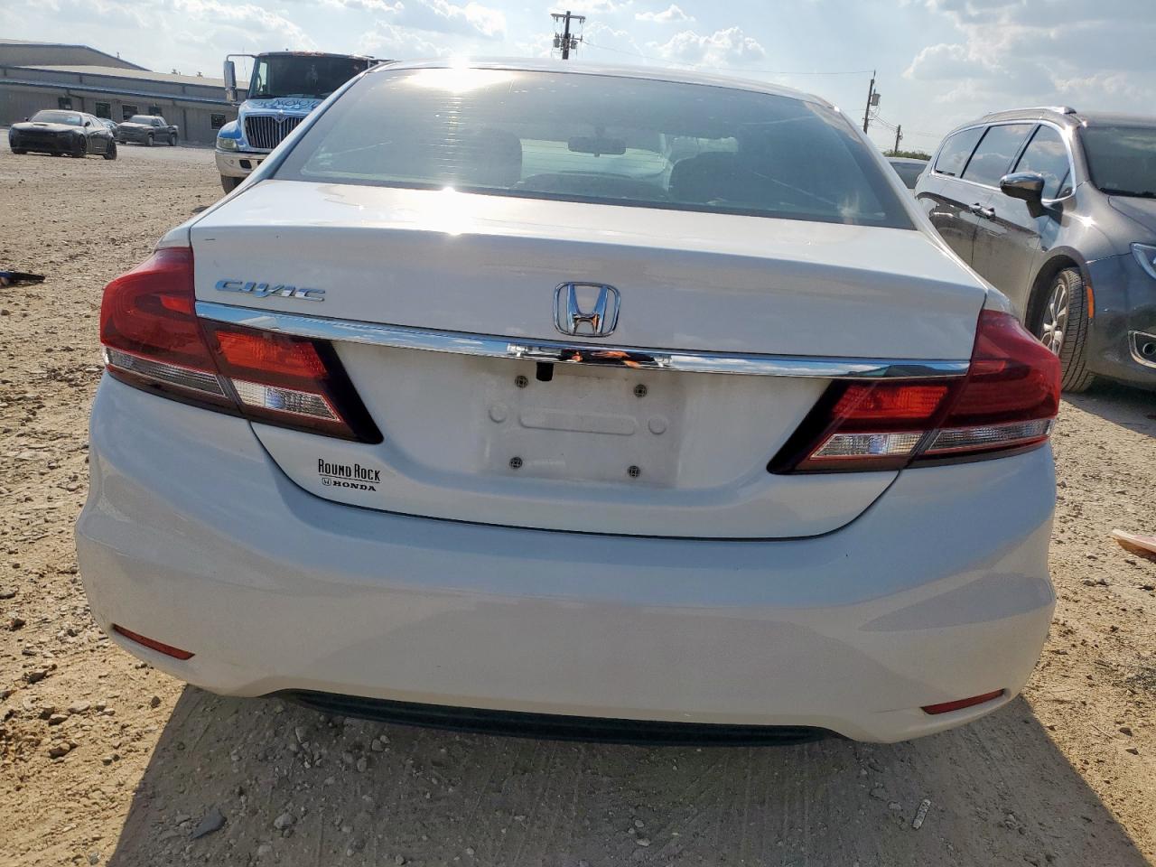 2015 HONDA CIVIC LX photo 6
