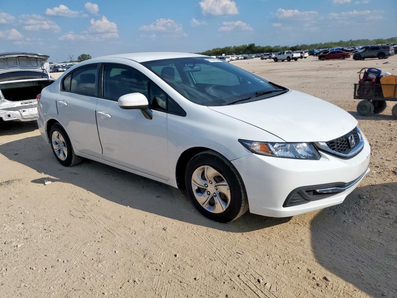 2015 HONDA CIVIC LX photo 4