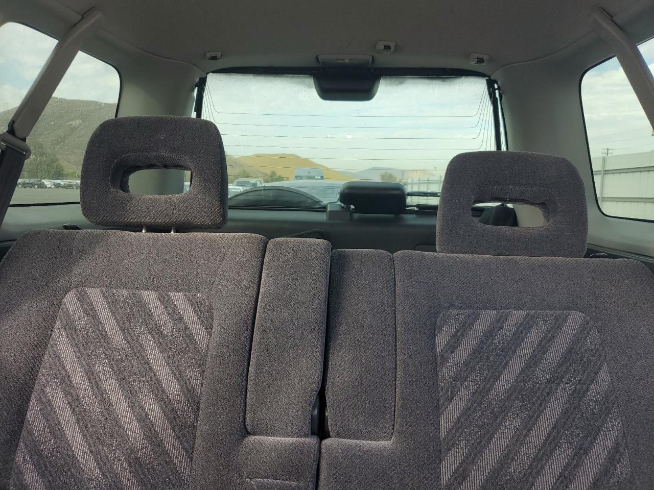 2001 HONDA CR-V LX photo 19