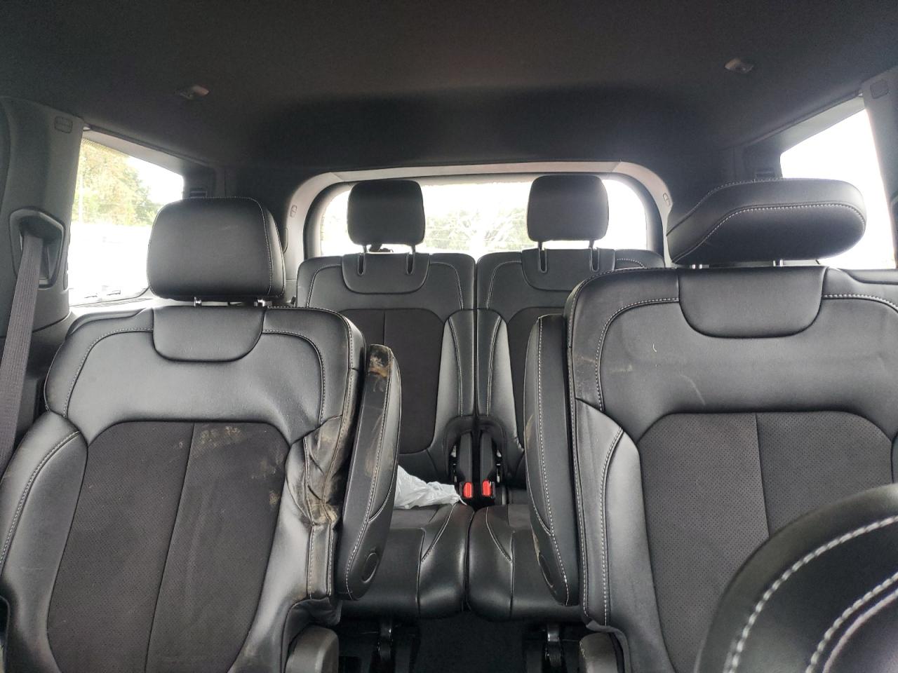2024 JEEP GRAND CHEROKEE L LAREDO photo 19