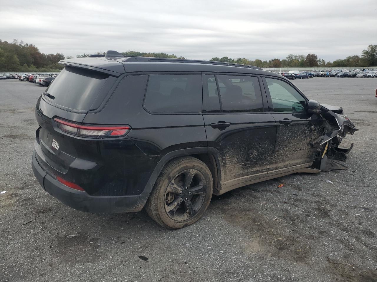 2024 JEEP GRAND CHEROKEE L LAREDO photo 5