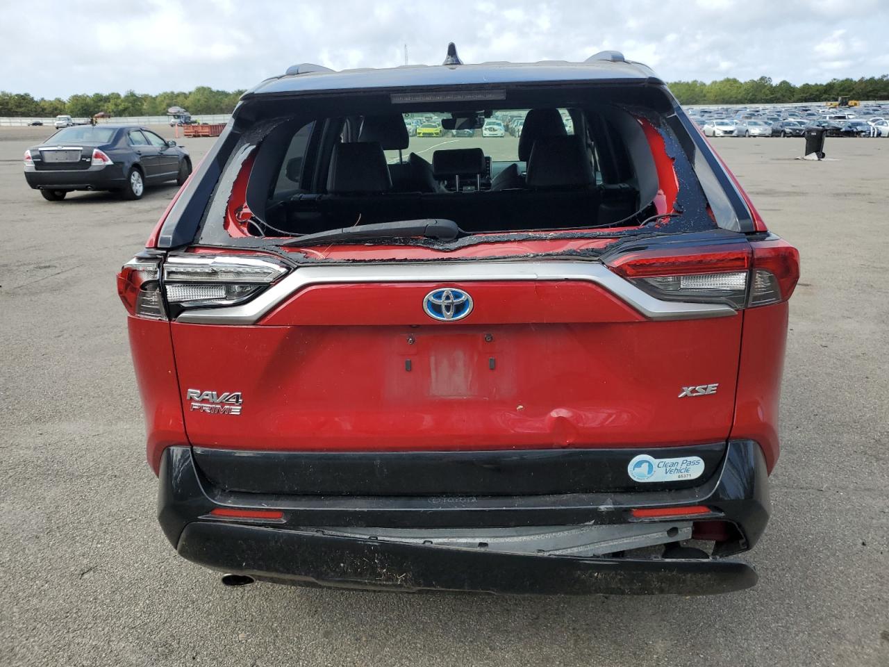 2021 TOYOTA RAV4 PRIME XSE photo 6