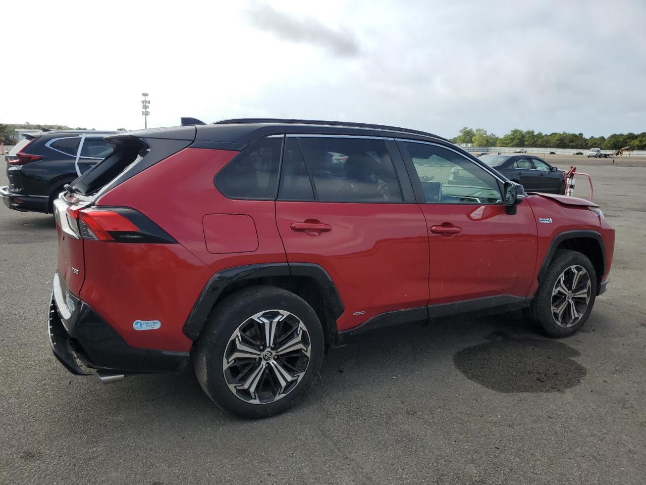 2021 TOYOTA RAV4 PRIME XSE photo 3