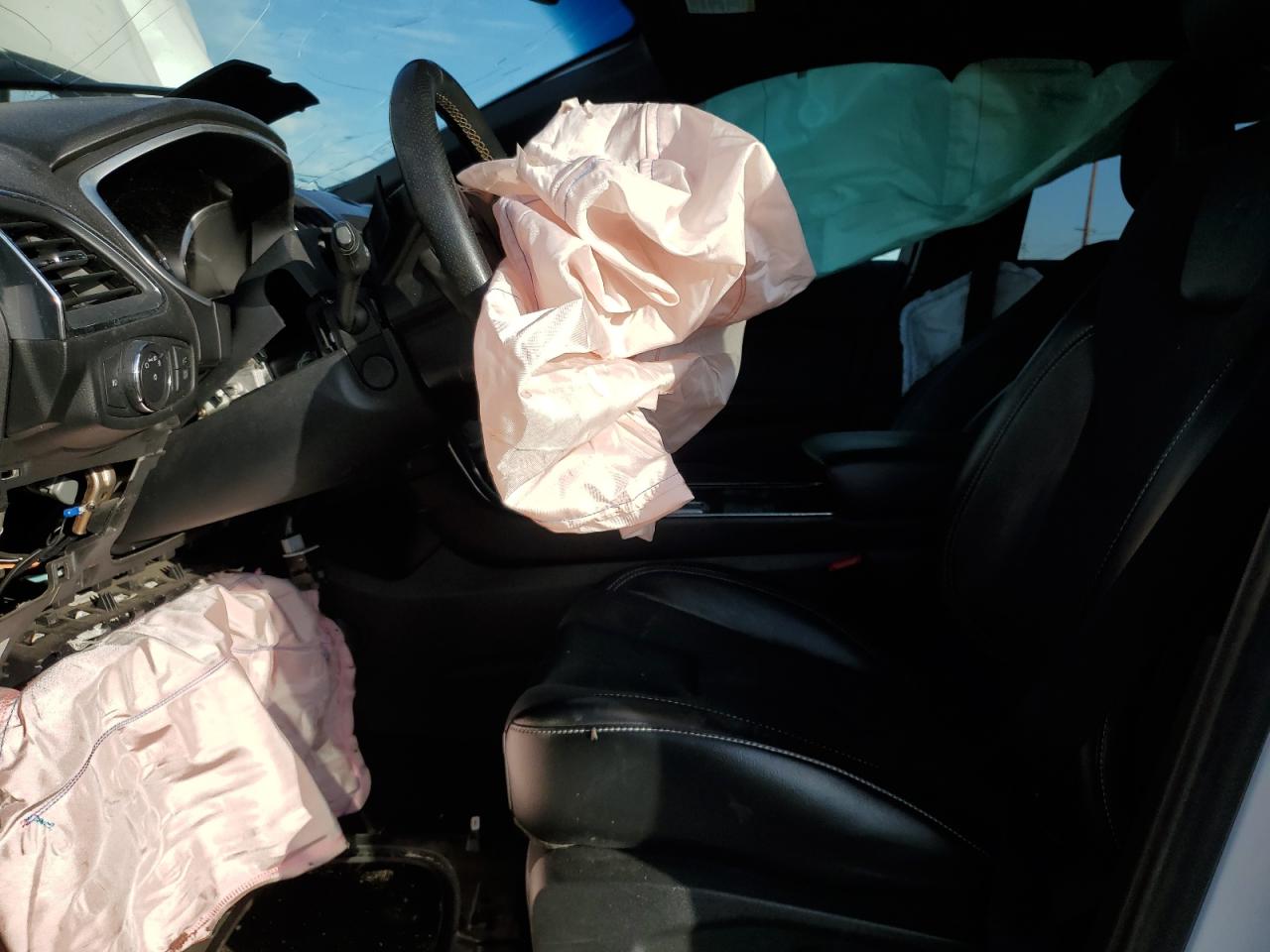 2019 FORD EDGE photo 13