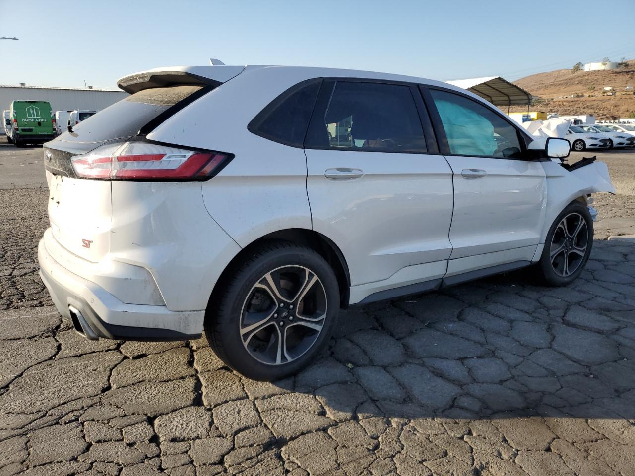 2019 FORD EDGE photo 5