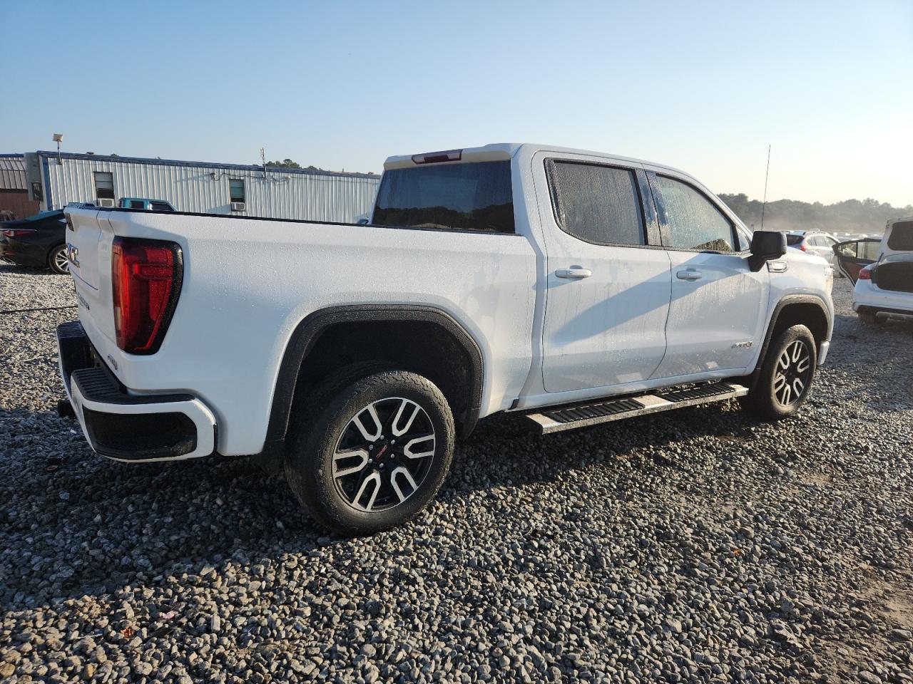2021 GMC SIERRA K1500 AT4 photo 5