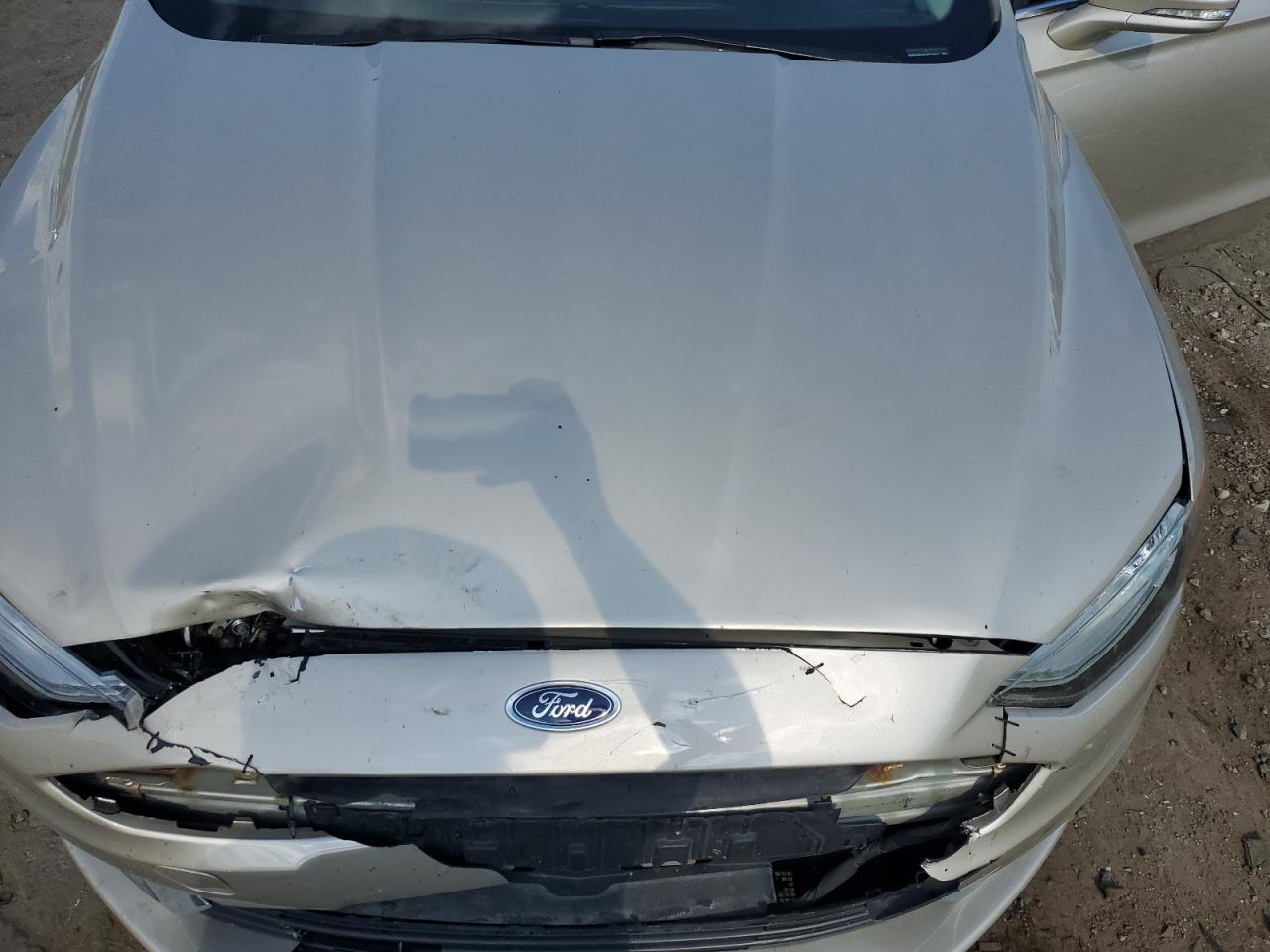 2017 FORD FUSION SE photo 31