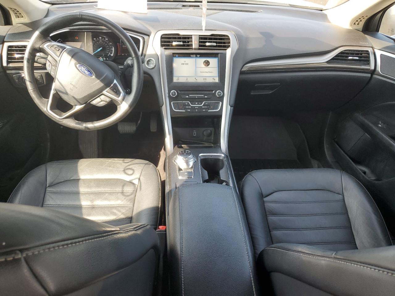 2017 FORD FUSION SE photo 22