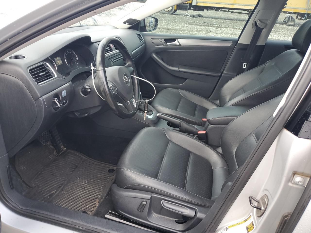 2014 VOLKSWAGEN JETTA TDI photo 19
