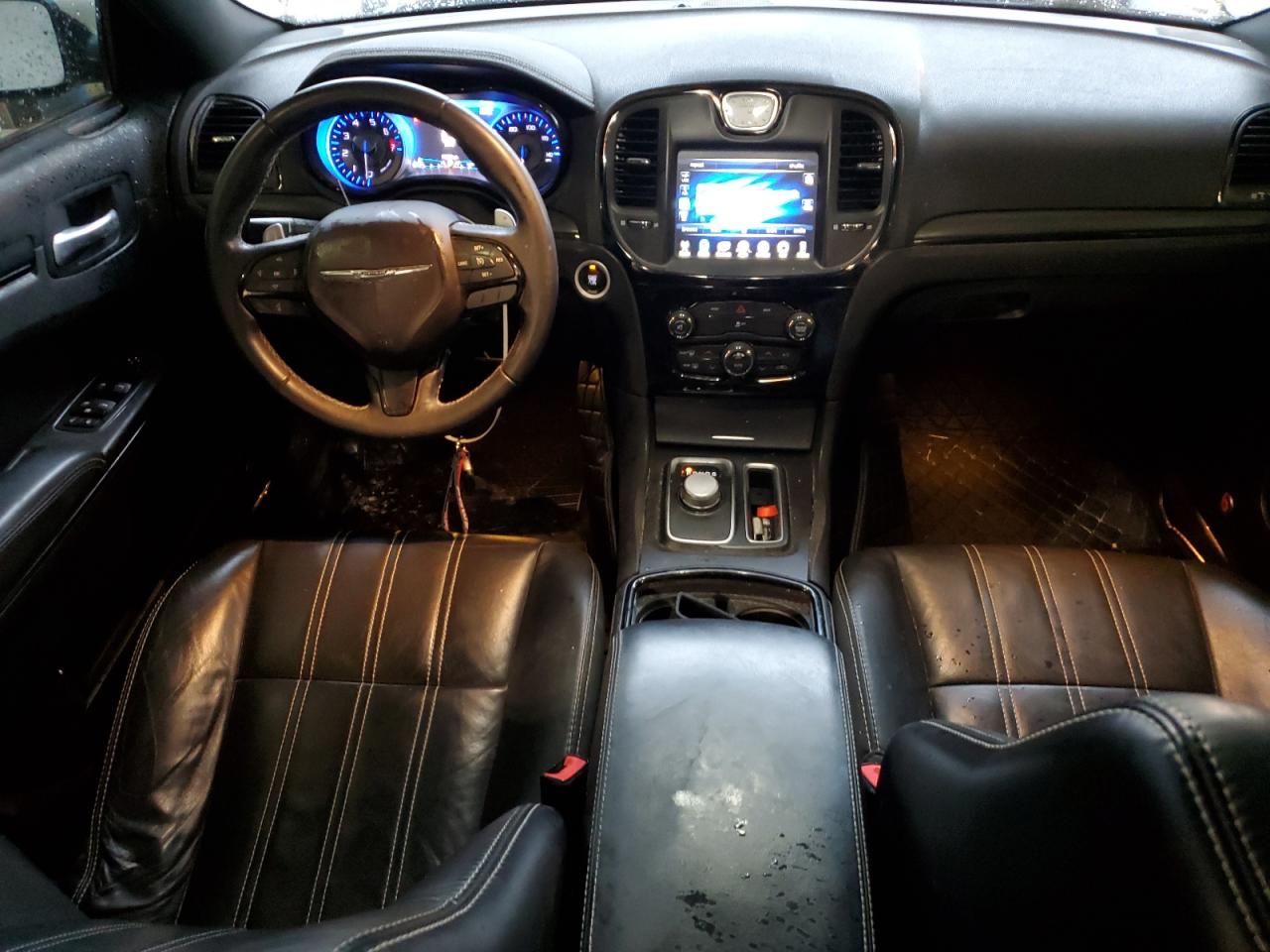 2015 CHRYSLER 300 S photo 8