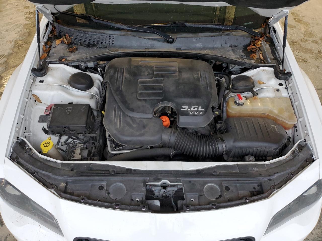 2015 CHRYSLER 300 S photo 11