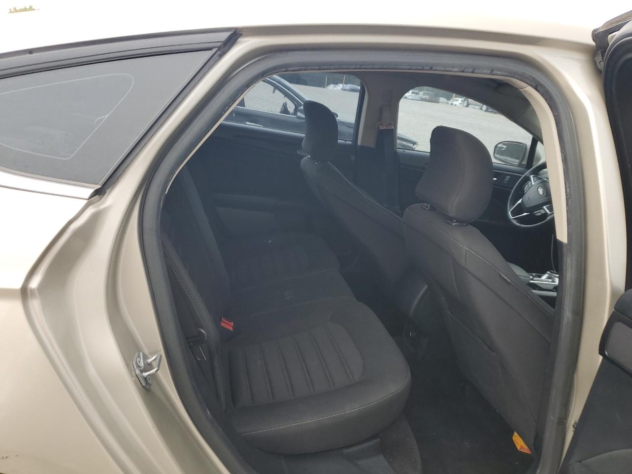 2018 FORD FUSION S photo 19