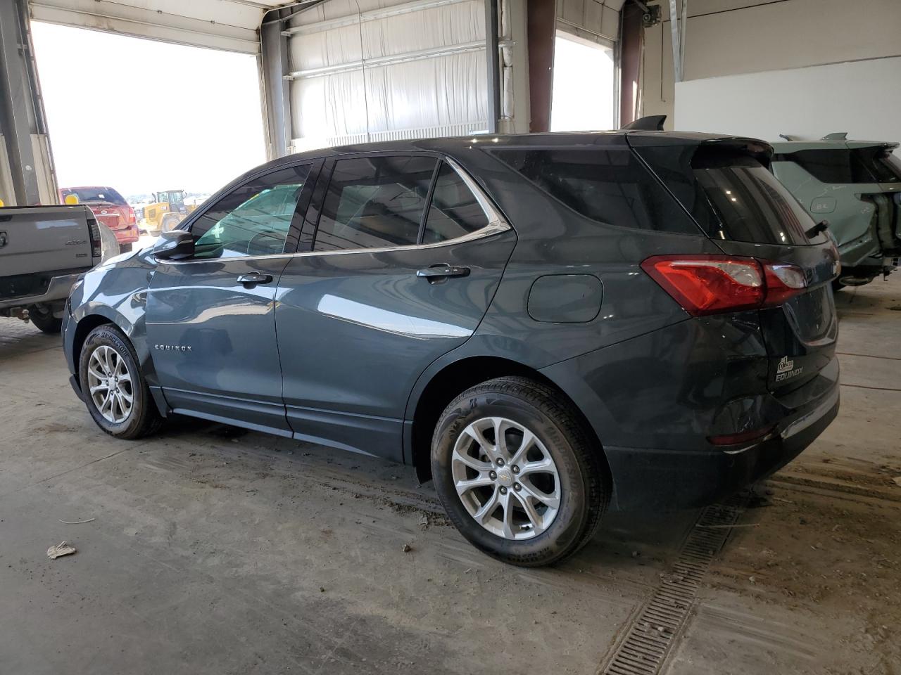 2018 CHEVROLET EQUINOX LT photo 3