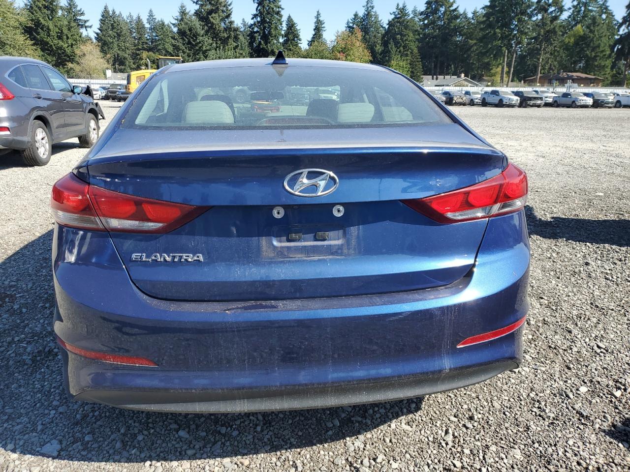 2017 HYUNDAI ELANTRA SE photo 11