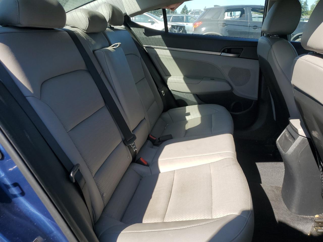 2017 HYUNDAI ELANTRA SE photo 19