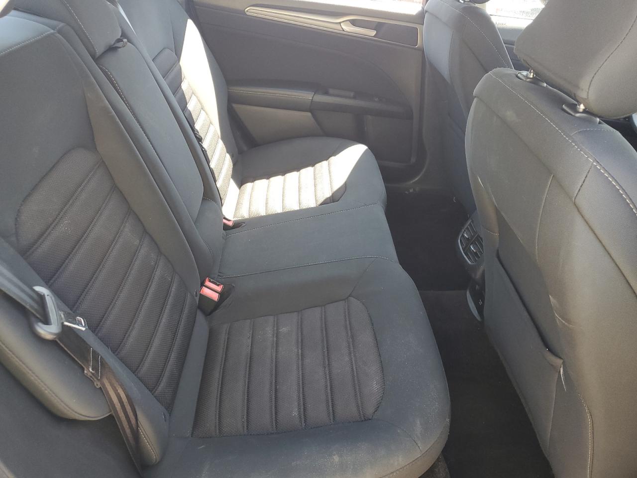 2018 FORD FUSION SE HYBRID photo 19