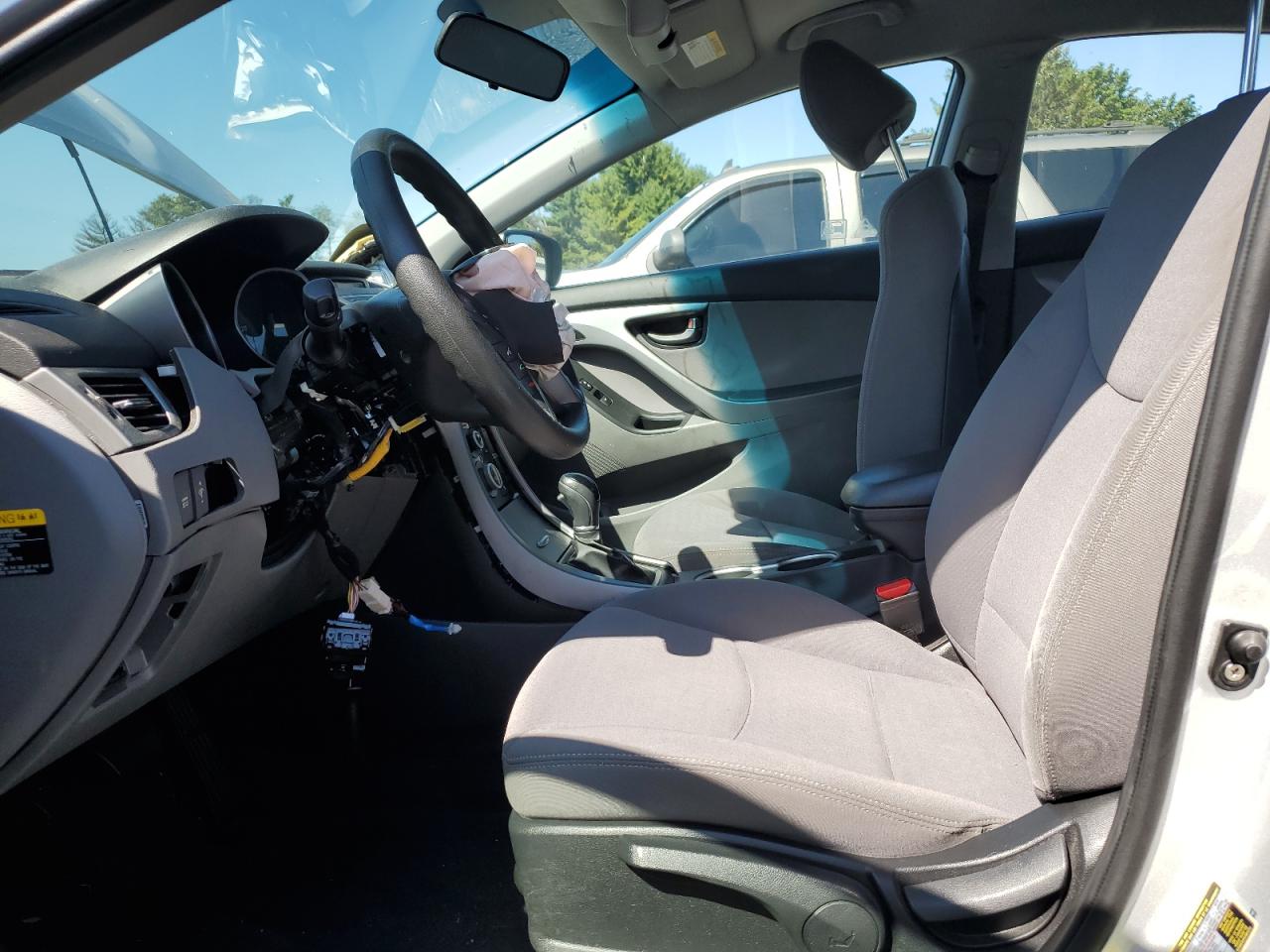 2014 HYUNDAI ELANTRA SE photo 7
