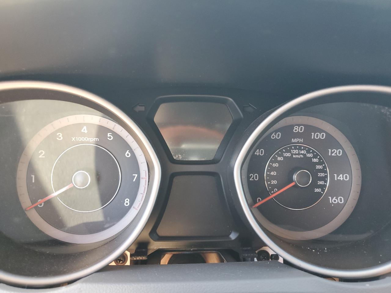 2014 HYUNDAI ELANTRA SE photo 9