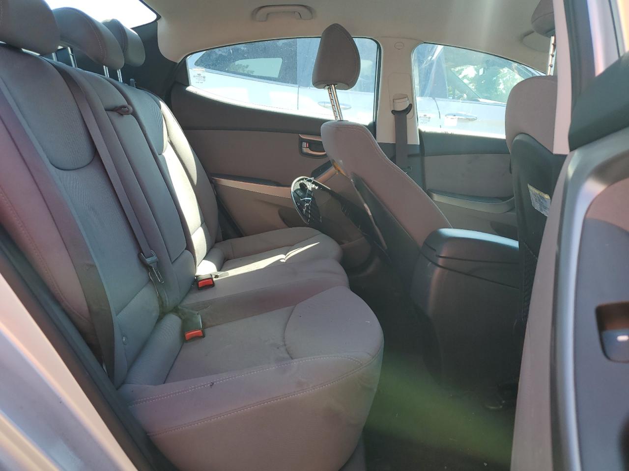 2014 HYUNDAI ELANTRA SE photo 10