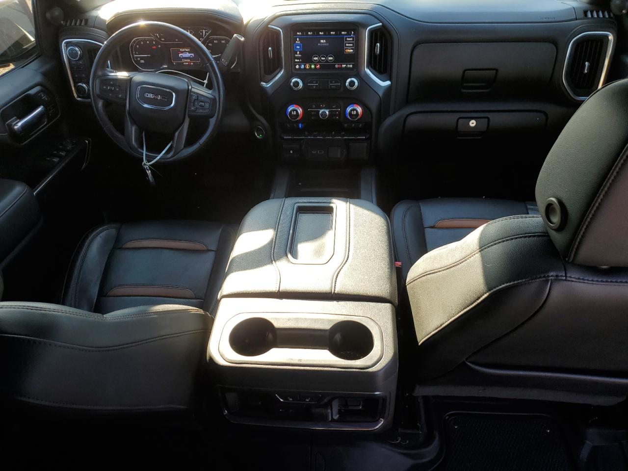 2021 GMC SIERRA K1500 AT4 photo 8