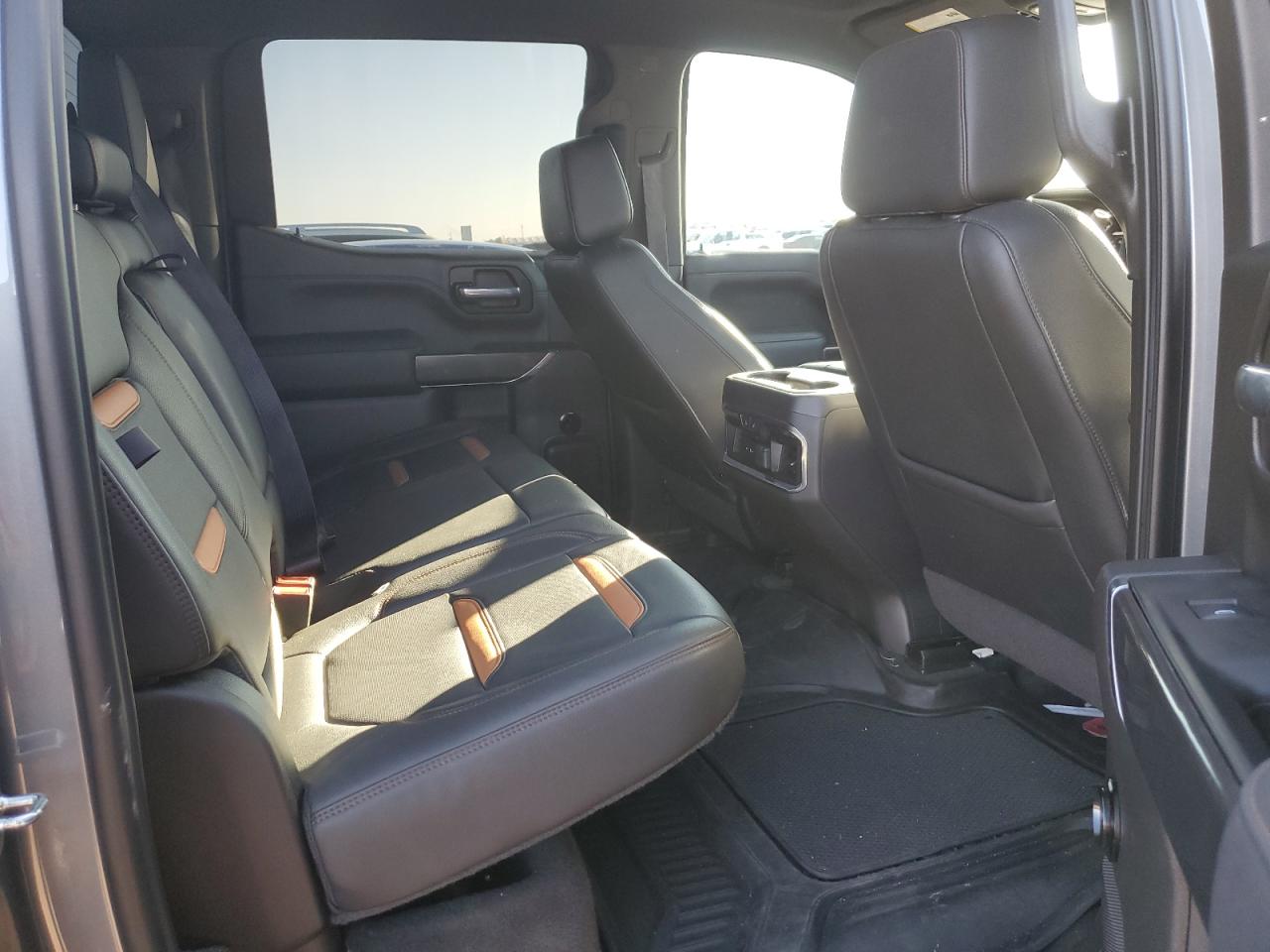 2021 GMC SIERRA K1500 AT4 photo 10