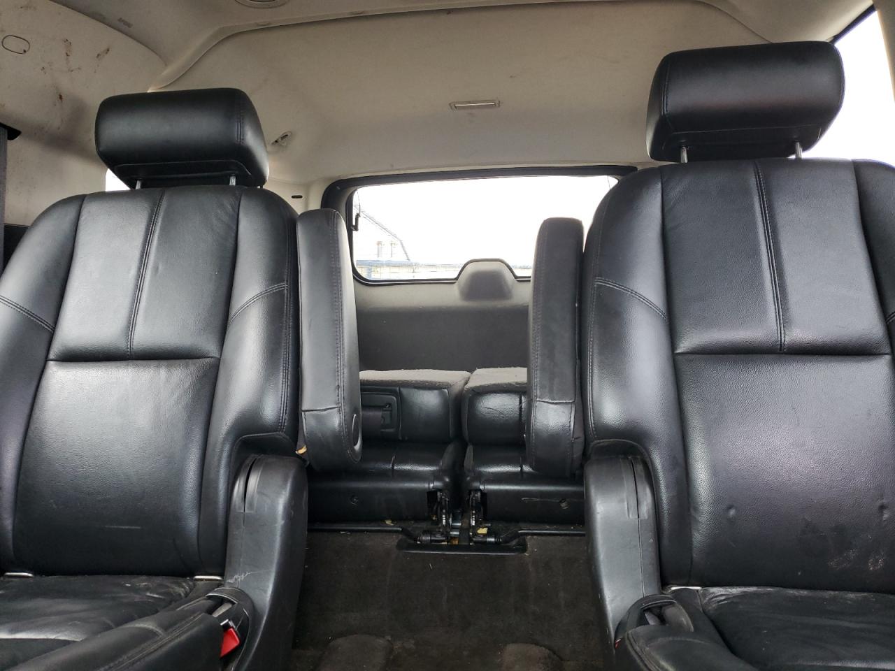 2008 CHEVROLET SUBURBAN C1500 LS photo 19