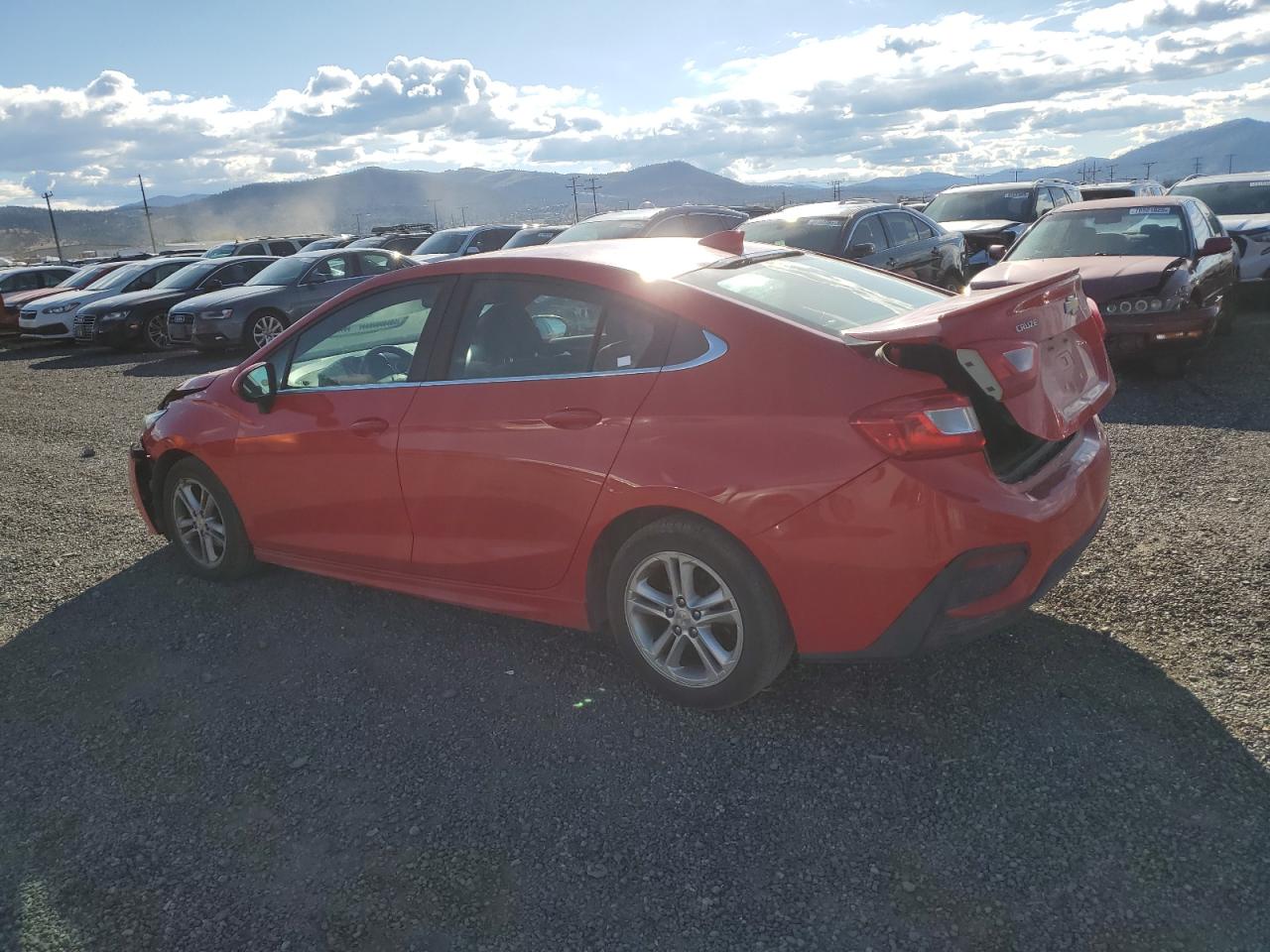 2017 CHEVROLET CRUZE LT photo 4
