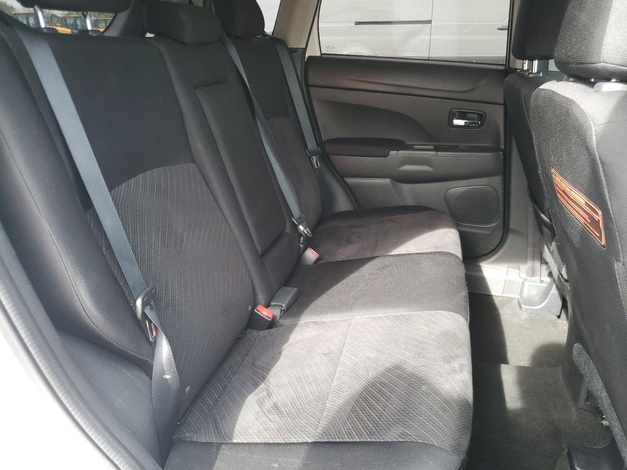 2015 MITSUBISHI OUTLANDER SPORT SE photo 30