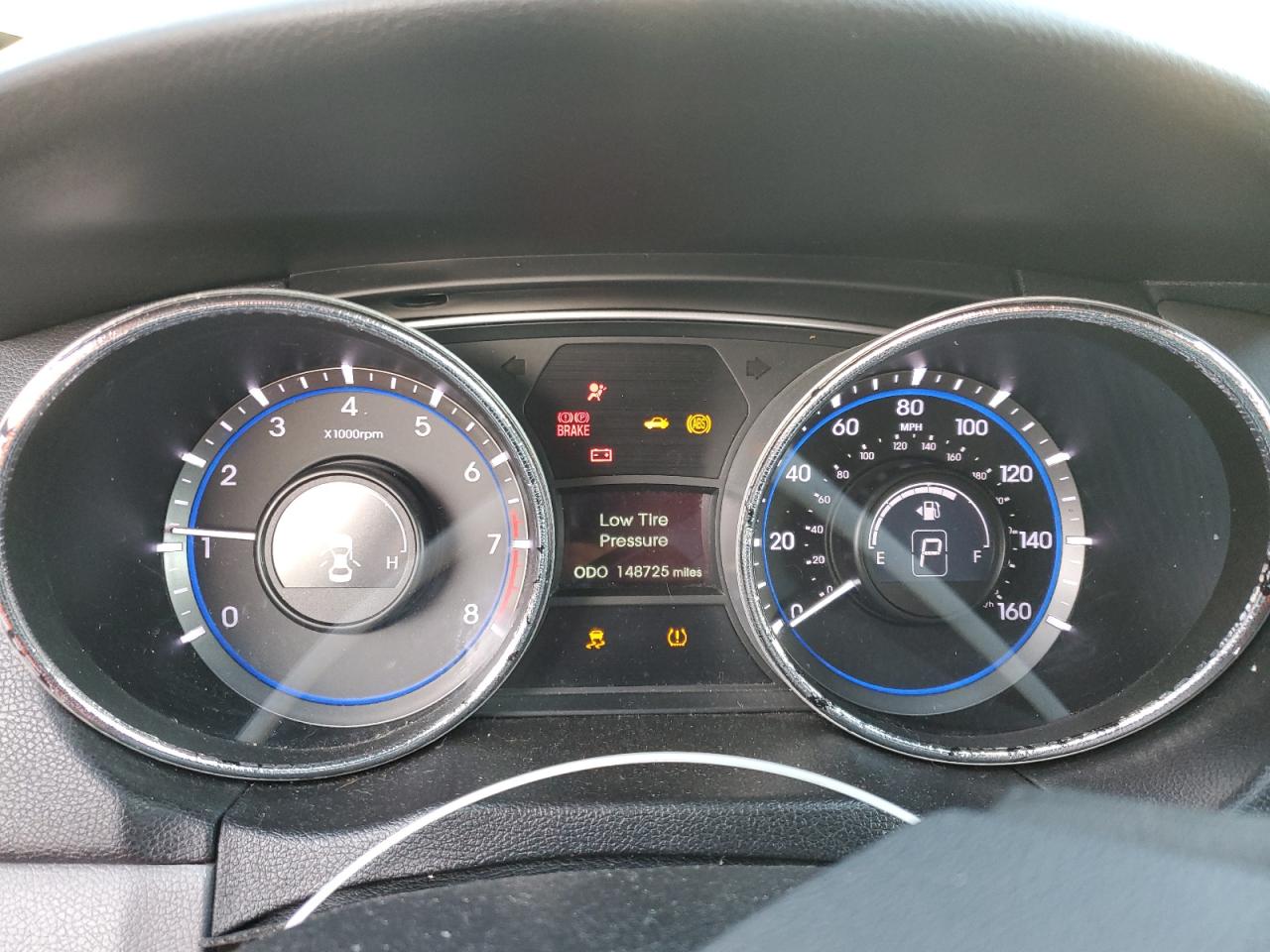 2014 HYUNDAI SONATA GLS photo 17