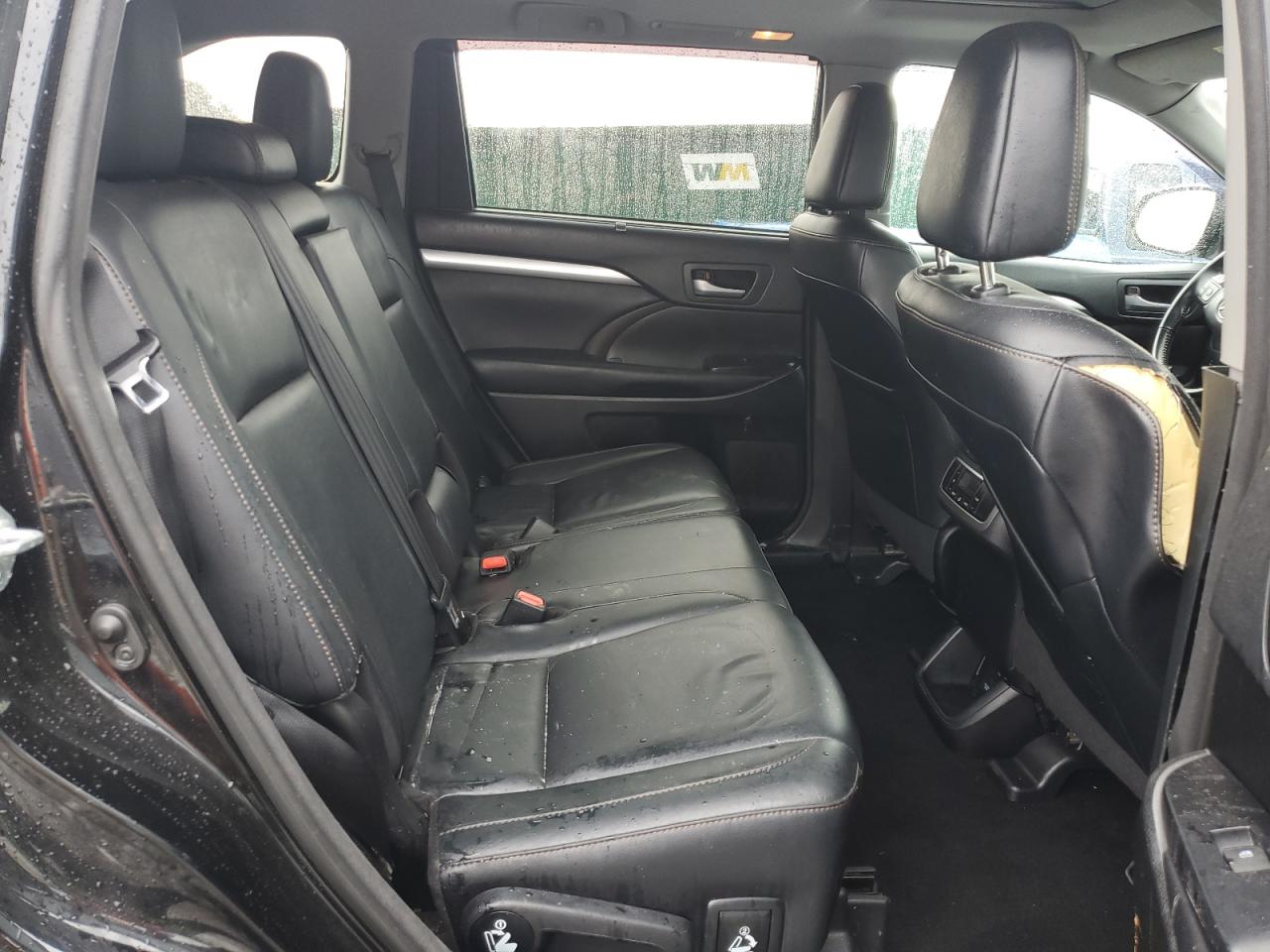 2018 TOYOTA HIGHLANDER photo 11