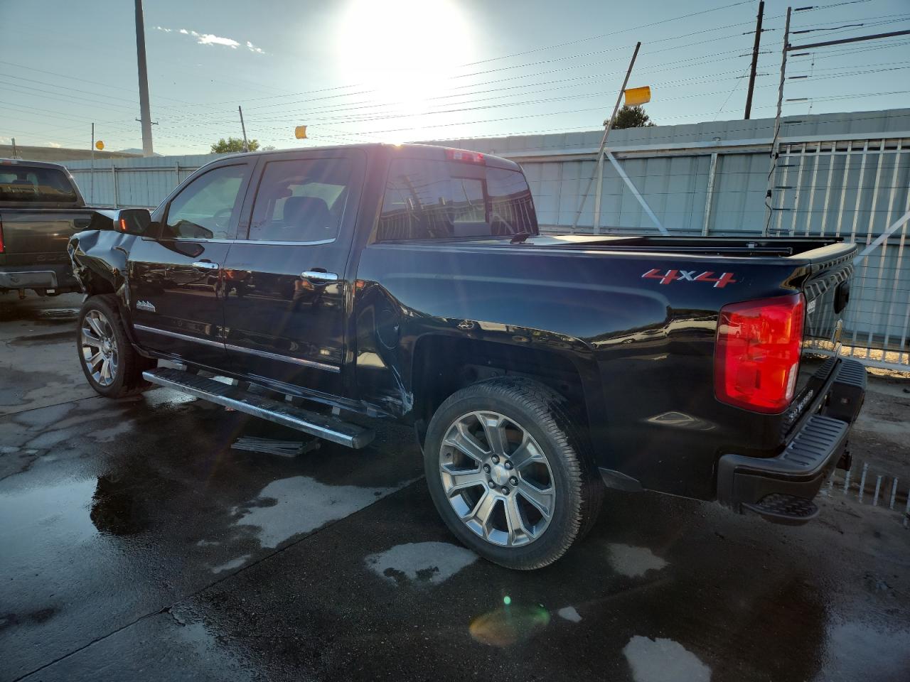 2018 CHEVROLET SILVERADO K1500 HIGH COUNTRY photo 3
