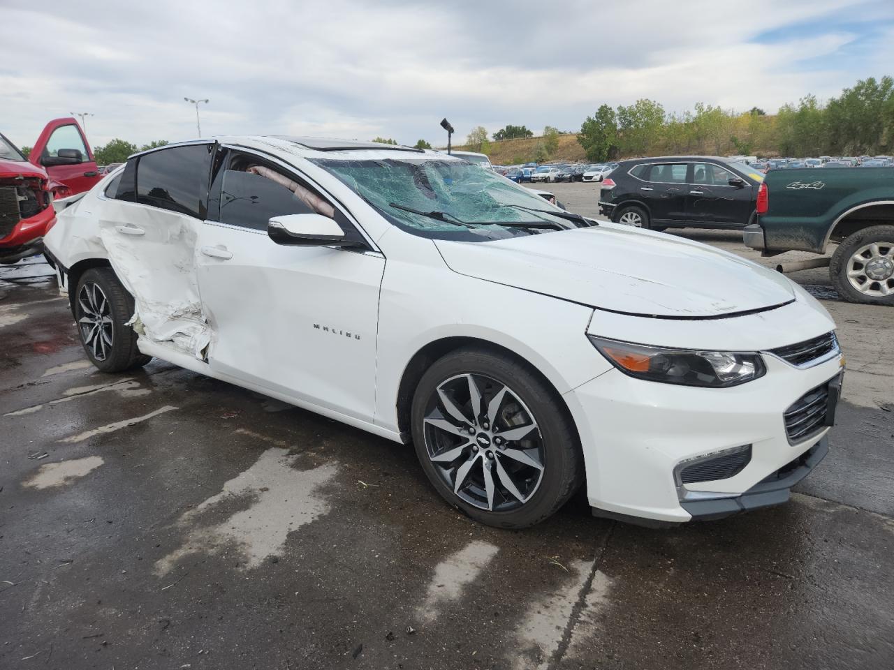 2018 CHEVROLET MALIBU LT photo 4