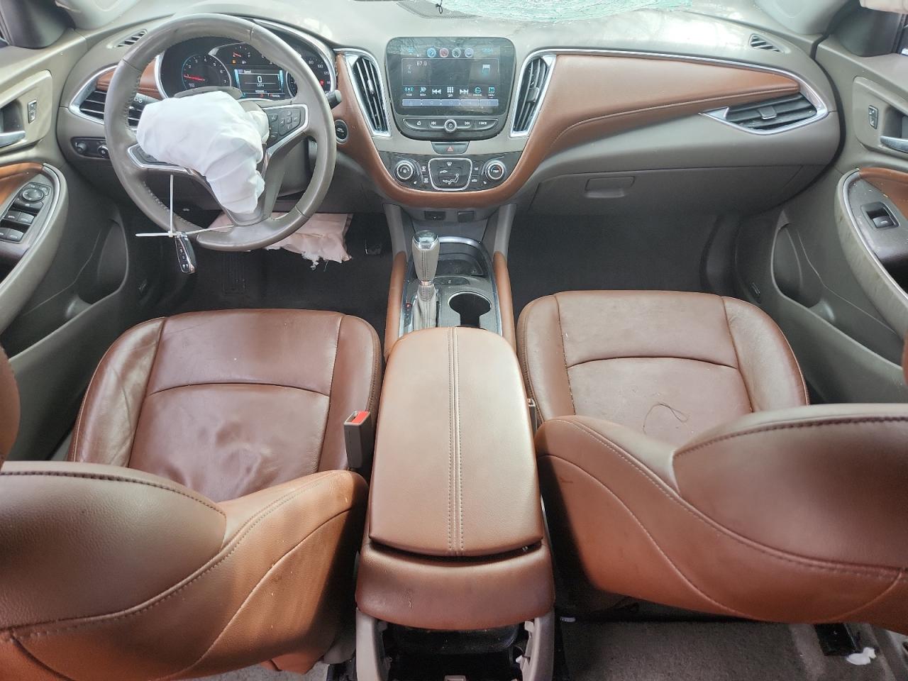 2018 CHEVROLET MALIBU LT photo 8