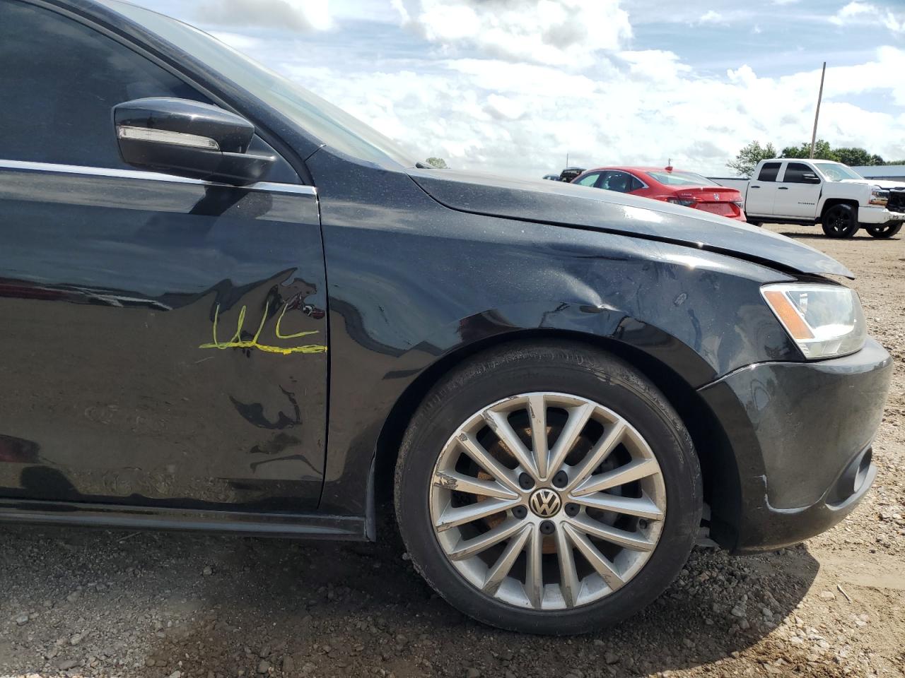 2011 VOLKSWAGEN JETTA SEL photo 21