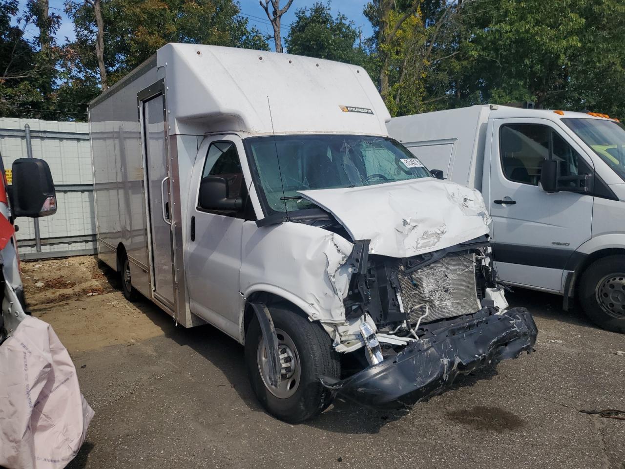 2021 CHEVROLET EXPRESS G3500 photo 10