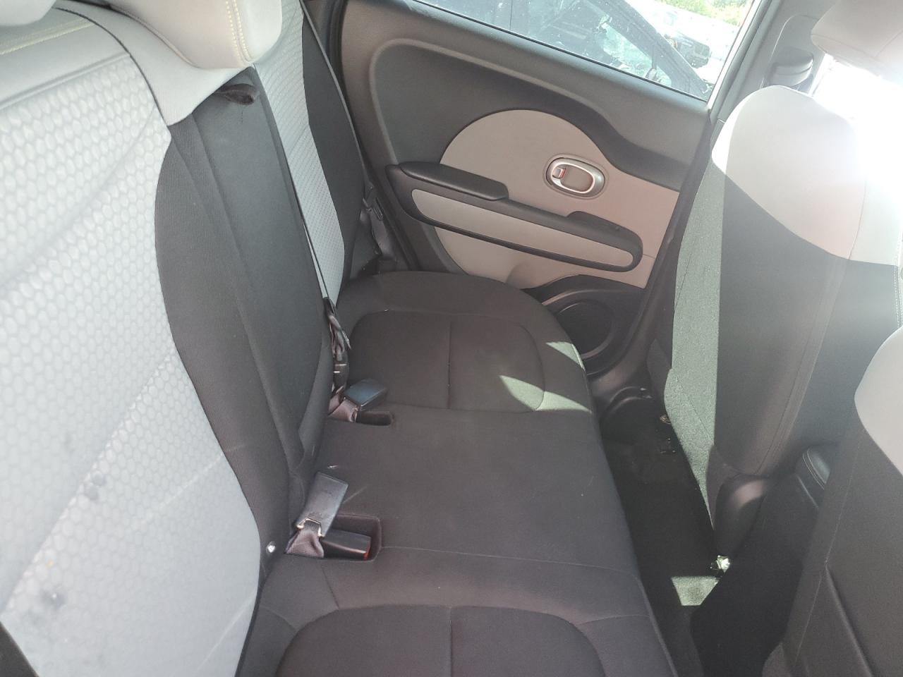 2014 KIA SOUL + photo 19