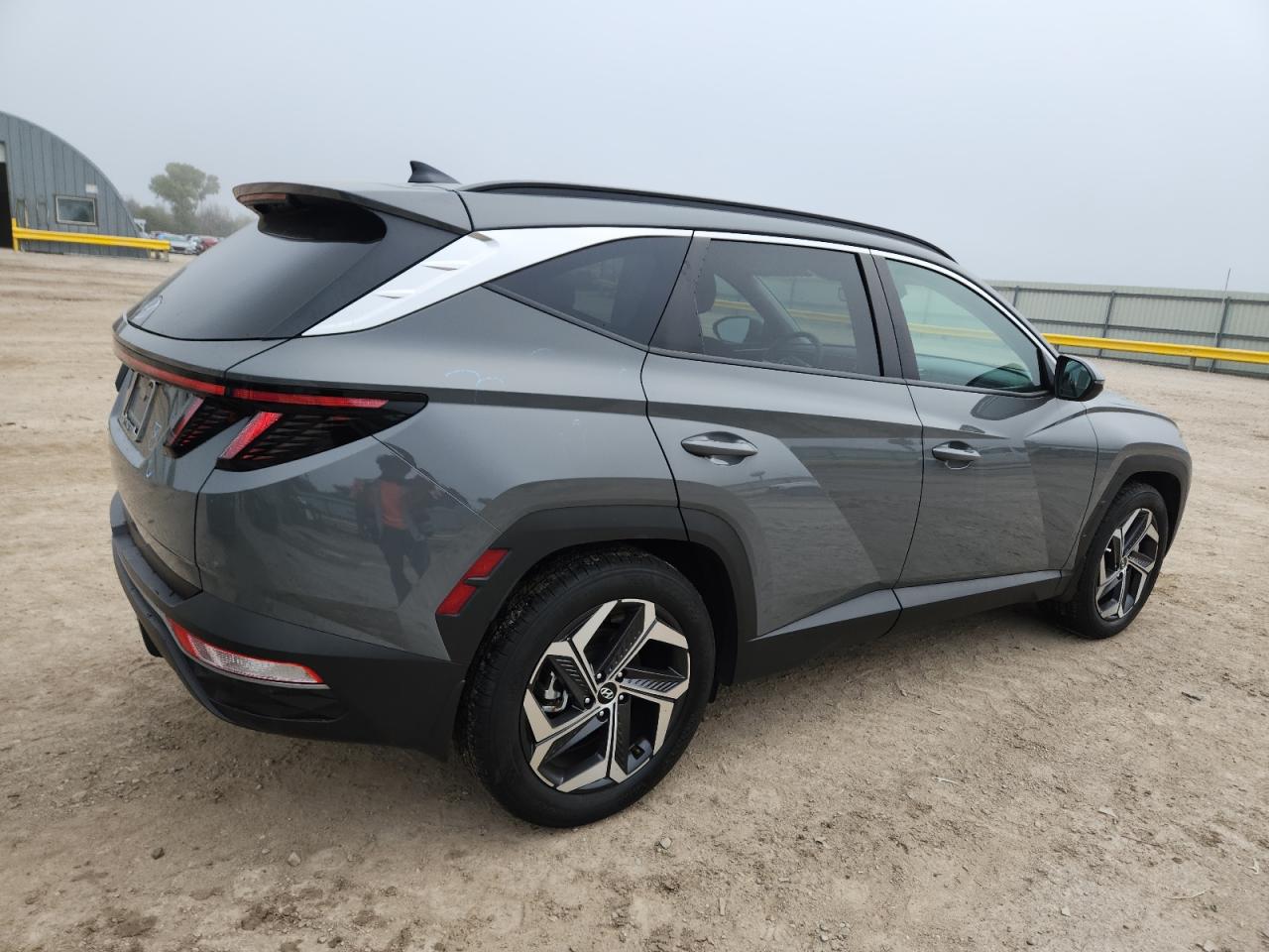 2024 HYUNDAI TUCSON SEL photo 3